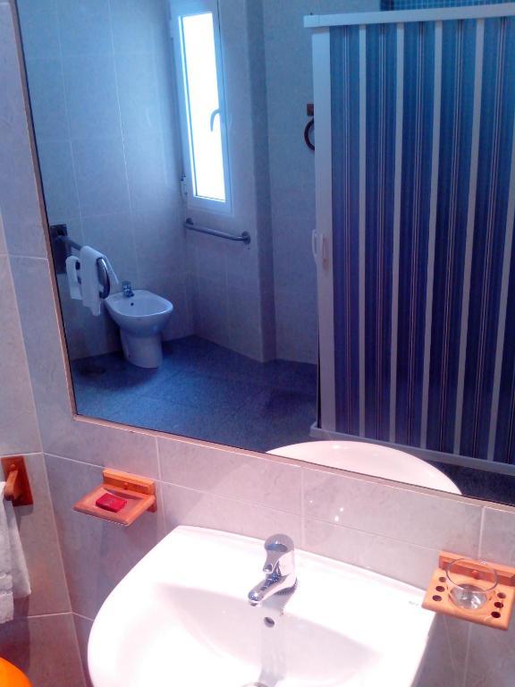 Hotel Rc Ramon Y Cajal Cuenca  Zimmer foto